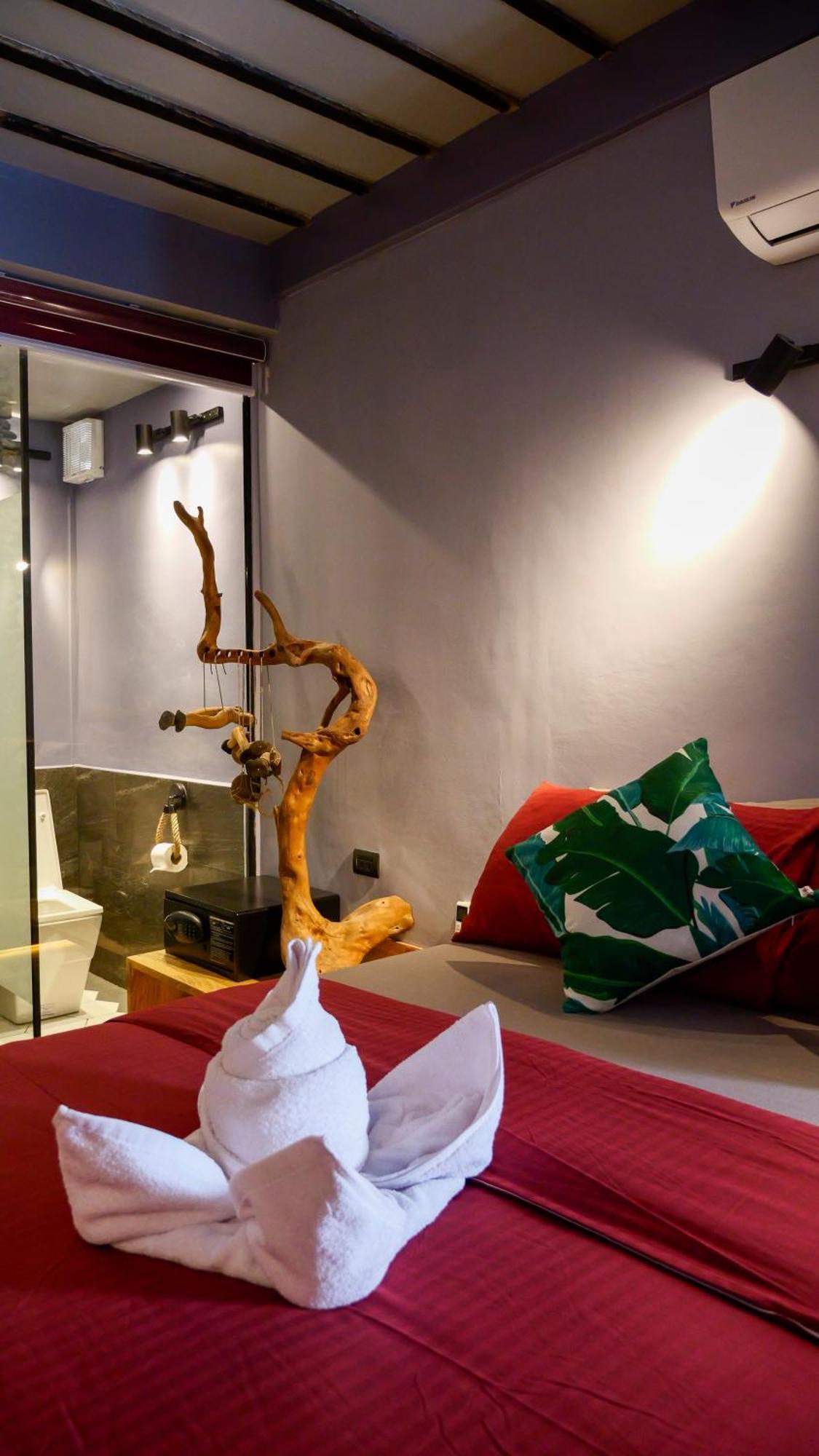 Rockinnest Hotel إل نيدو المظهر الخارجي الصورة